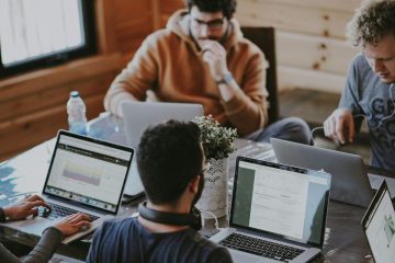 Persona en una entrevista de trabajo en Zamora